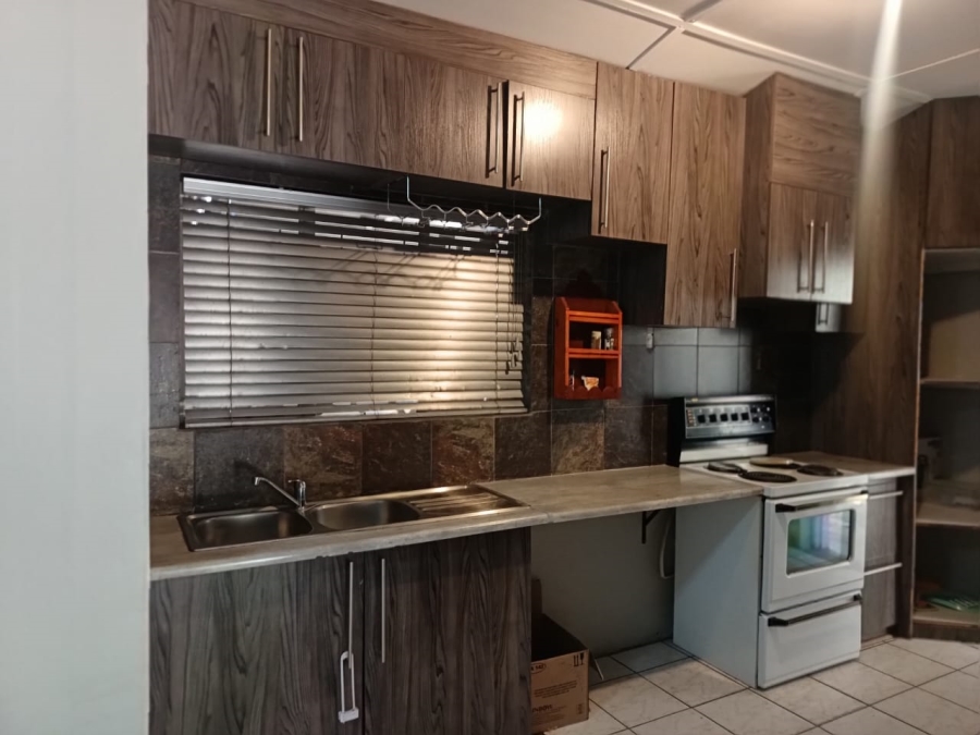 3 Bedroom Property for Sale in Beaconsfield Northern Cape